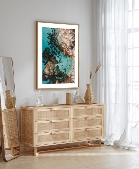 Bay of Fires Tasmania print with orange rocks and clear turquoise waters